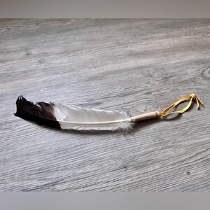 🦅🪶 Eagle Feather Native Tribal Accent Black White Feather Imitation Dip Dye 🪶🦅